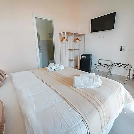 Bed & Breakfast Sunset Wave - Stagnone Kitesurf Village
