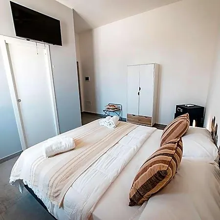 Sunset Wave - Stagnone Kitesurf Village Bed & Breakfast 4*